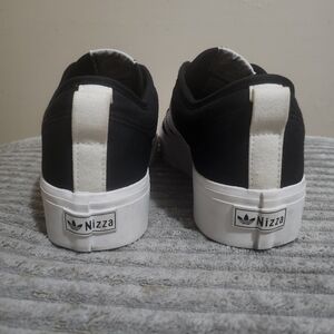 Adidas Nizza Black and White Sneakers Women Size 11
